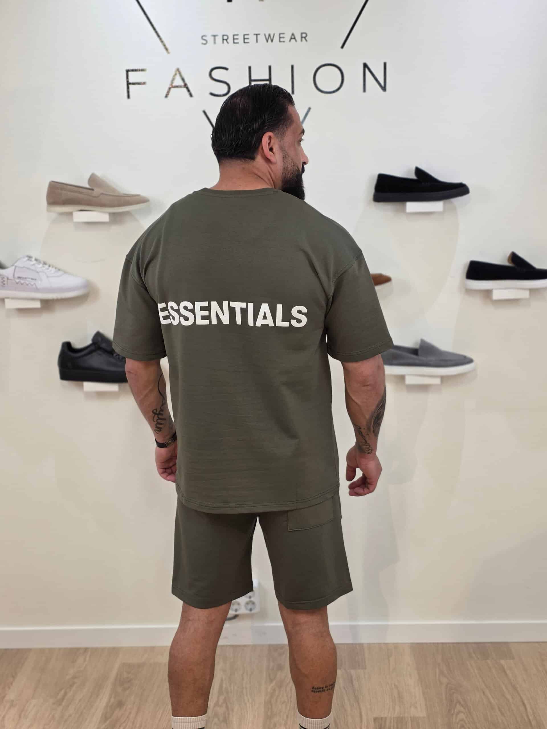Essentials Oversized Zomerset Khaki