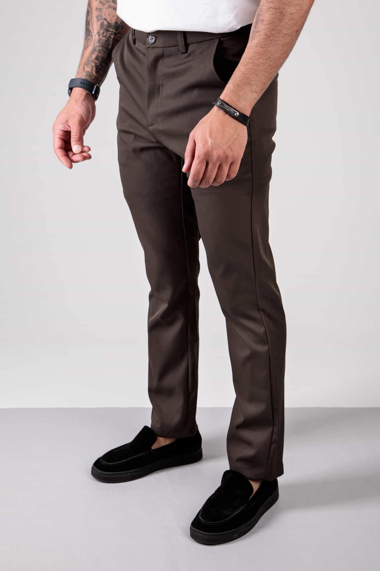 Tech Chino Bruin 2565