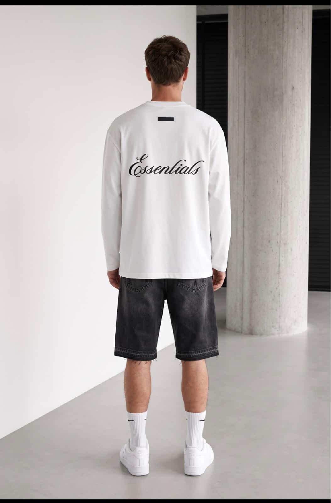 Essentials Longsleeve Wit 9439